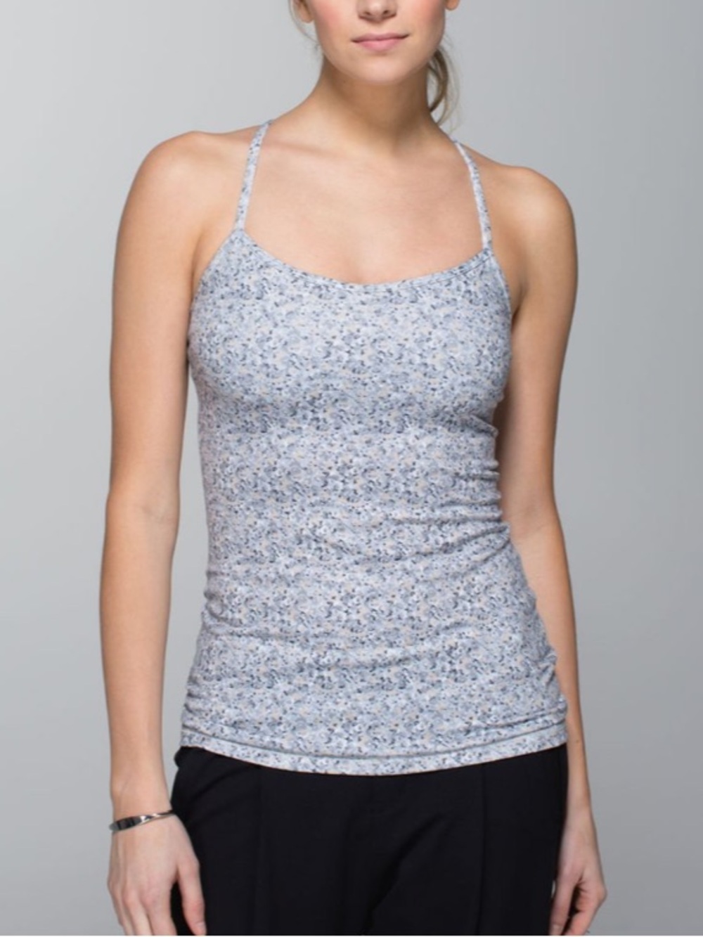 Lululemon Power Y Tank Luon
Petite Fleur Silver Spoon